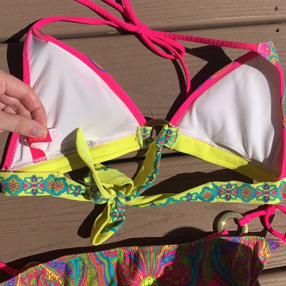 Victoria’s Secret Bikini Set - Picture 4 of 4